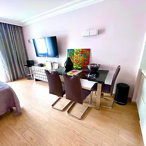 Apartment New - Cosy & Nice In Palais Miramar, Cannes