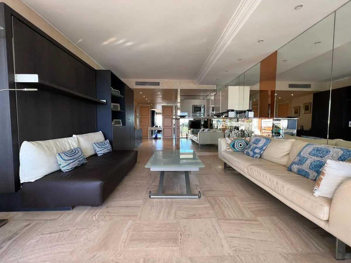 Superbe 3 Pieces - Croisette - Front De Mer Cannes 0*,  Francja